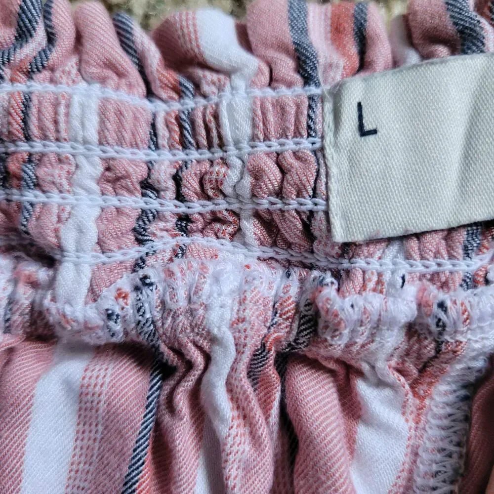 Women's Size Large Hollister Ultra Hi Rise shorts